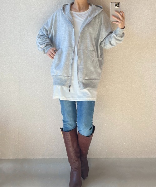 Coo+i(クーイ)の「オーバーサイズラインパーカー(パーカー・レディース・グレー/ブラック・FREE)」の10枚目の写真