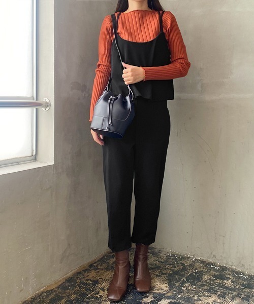 Doux Belle（ドゥーベル）の「バッククロスキャミオールインワン（サロペット/オーバーオール・レディース・ブラック/グレー/グリーン/ブルー/ベージュ・MEDIUM/LARGE/X-LARGE/XX-LARGE/SMALL）」の17枚目の写真