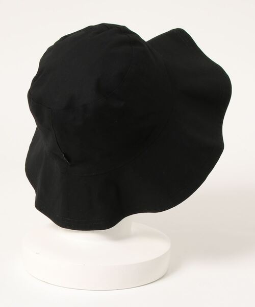 agnes b.（アニエスベー）の「CAL0 CHAPEAU リバーシブルバケットハット（ハット・レディース・ブラック・58）」の5枚目の写真