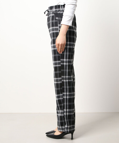 VIBGYOR（ヴィブジョー）の「リラックスチェックパンツ(AS)（スラックス・レディース・ホワイト/ブラック/イエロー・FREE）」の18枚目の写真