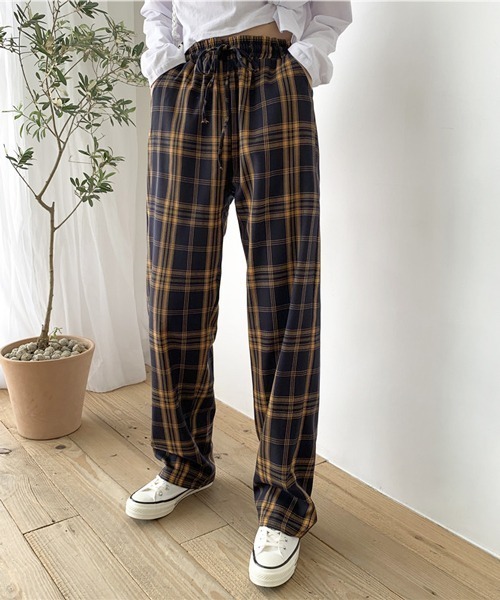 VIBGYOR（ヴィブジョー）の「リラックスチェックパンツ(AS)（スラックス・レディース・ホワイト/ブラック/イエロー・FREE）」の13枚目の写真