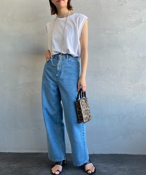 HANES（ヘインズ）の「[HANES/ヘインズ] 2P ジャパンフィット ノースリーブパックTシャツ（Tシャツ/カットソー・レディース・ホワイト×ブラック/ホワイト×グレー・M/L）」の4枚目の写真