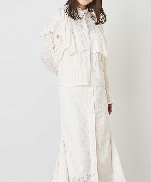 A de a.v.v（アードアー・ヴェ・ヴェ）の「［SET UP対応］レースラッフル袖コンシャスブラウス（シャツ/ブラウス・レディース・ホワイト/ブラック/ライトピンク・38/36）」の2枚目の写真