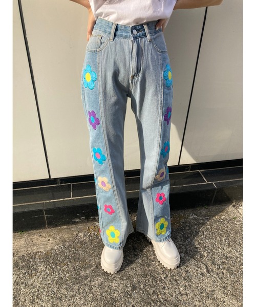 WC(ダブル シー)の「フラワーワッペンデニムパンツ(デニムパンツ・レディース・その他1・FREE)」の9枚目の写真