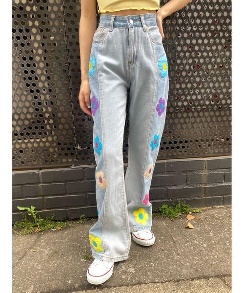 WC(ダブル シー)の「フラワーワッペンデニムパンツ(デニムパンツ・レディース・その他1・FREE)」の14枚目の写真