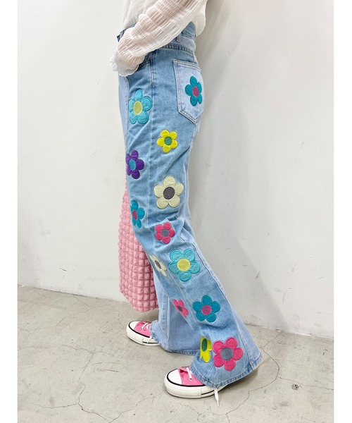 WC(ダブル シー)の「フラワーワッペンデニムパンツ(デニムパンツ・レディース・その他1・FREE)」の21枚目の写真