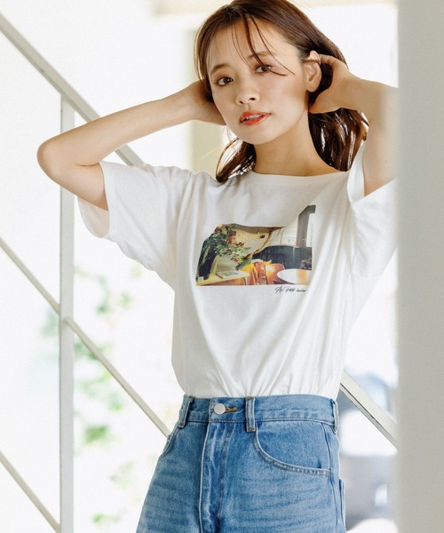 mysty woman（ミスティウーマン）の「コラボフォトプリントレギュラーTシャツ 294683（Tシャツ/カットソー・レディース・ホワイト系2/ホワイト系5/ホワイト系8・FREE）」の15枚目の写真
