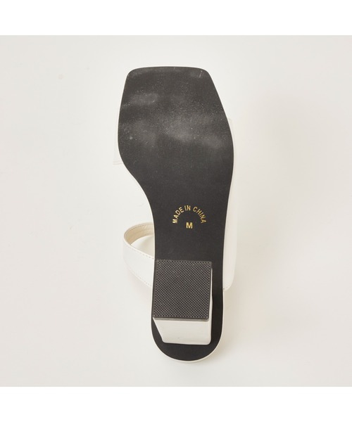 chumchum（チャムチャム）の「スクエアトゥスポサンダル（サンダル・レディース・ホワイト/ブラック/ブラック系その他2・LL/S/M/L）」の7枚目の写真