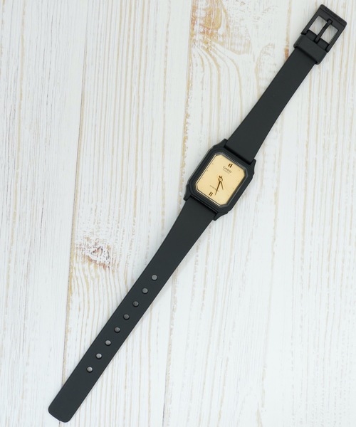 CASIO(カシオ)の「CASIO カシオ:スタンダード アナログ スクエア / LQ142(アナログ腕時計・レディース・ホワイト/ブラック/ダークネイビー/ゴールド・FREE)」の5枚目の写真
