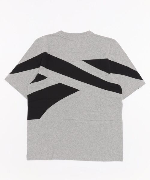 Reebok(リーボック)の「クラシックス ブランド プラウド Tシャツ / Classics Brand Proud Tee(Tシャツ/カットソー・メンズ・イエロー/ブラック/グレー/ブラック×ホワイト/ネイビー/マルーン・LARGE/SMALL/X-LARGE/MEDIUM/X-SMALL/XX-LARGE/XXX-LARGE/J/M/J/O/J/S/J/L)」の15枚目の写真