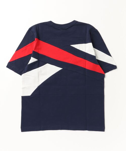 Reebok(リーボック)の「クラシックス ブランド プラウド Tシャツ / Classics Brand Proud Tee(Tシャツ/カットソー・メンズ・イエロー/ブラック/グレー/ブラック×ホワイト/ネイビー/マルーン・LARGE/SMALL/X-LARGE/MEDIUM/X-SMALL/XX-LARGE/XXX-LARGE/J/M/J/O/J/S/J/L)」の17枚目の写真