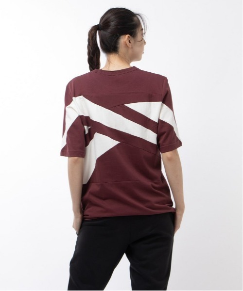 Reebok(リーボック)の「クラシックス ブランド プラウド Tシャツ / Classics Brand Proud Tee(Tシャツ/カットソー・メンズ・イエロー/ブラック/グレー/ブラック×ホワイト/ネイビー/マルーン・LARGE/SMALL/X-LARGE/MEDIUM/X-SMALL/XX-LARGE/XXX-LARGE/J/M/J/O/J/S/J/L)」の6枚目の写真