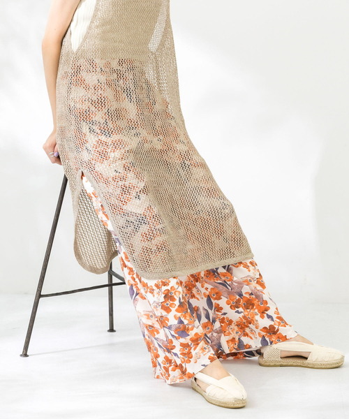 KBF(ケイビーエフ)の「フラワープリントイージーパンツ(その他パンツ・レディース・ホワイト系その他/ブラック系その他/ブルー系その他・ONE)」の17枚目の写真