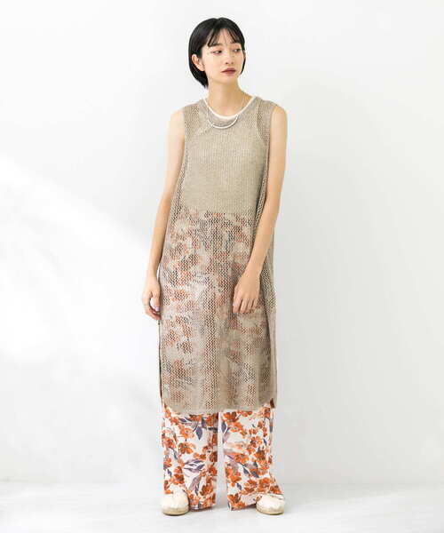 KBF(ケイビーエフ)の「フラワープリントイージーパンツ(その他パンツ・レディース・ホワイト系その他/ブラック系その他/ブルー系その他・ONE)」の9枚目の写真