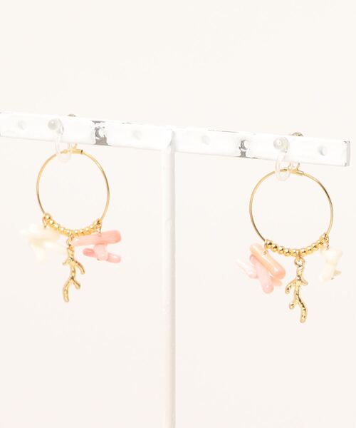 tone(トーン)の「【nocca】coral hoop earring(イヤリング・レディース・ホワイト×ピンク・FREE)」の2枚目の写真