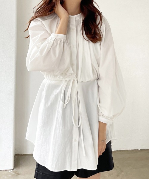 Shelly island（シェリーアイランド）の「レイヤードドロストデザインシャツ（シャツ/ブラウス・レディース・ホワイト/ベージュ・M）」の2枚目の写真