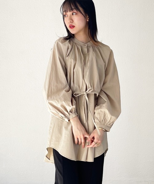 Shelly island（シェリーアイランド）の「レイヤードドロストデザインシャツ（シャツ/ブラウス・レディース・ホワイト/ベージュ・M）」の4枚目の写真