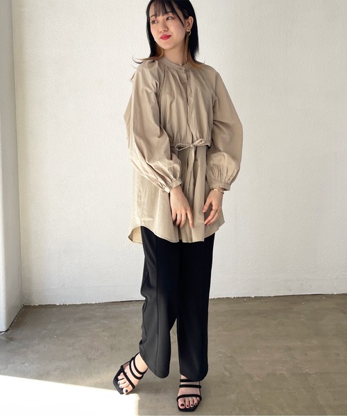 Shelly island（シェリーアイランド）の「レイヤードドロストデザインシャツ（シャツ/ブラウス・レディース・ホワイト/ベージュ・M）」の9枚目の写真