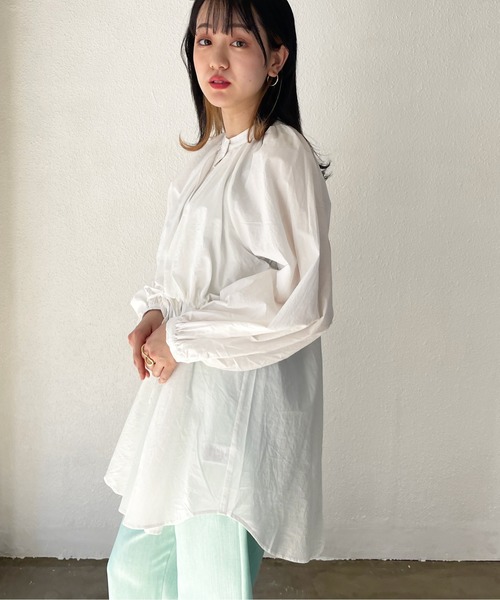 Shelly island（シェリーアイランド）の「レイヤードドロストデザインシャツ（シャツ/ブラウス・レディース・ホワイト/ベージュ・M）」の16枚目の写真