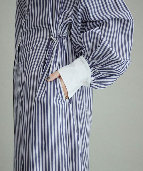 ADAM ET ROPE'(アダムエロペ)の「【WEB限定(一部店舗展開あり)】アジャストシャツワンピース(シャツワンピース・レディース・ブラック/ブラウン系その他2/ブルー系その他4・FREE)」の17枚目の写真