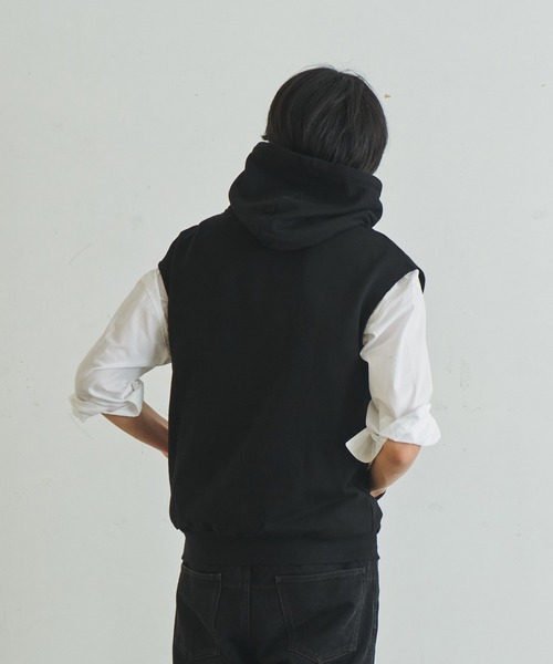 FRUIT OF THE LOOM × 浅井なつみ（フルーツオブザルームアサイナツミ）の「FTL×浅井なつみ HOODIE VEST / コラボ / ノースリーブ / パーカー / トップス / ユニセックス（ベスト・レディース・ブラック/ピンク/グリーン・M/L）」の8枚目の写真