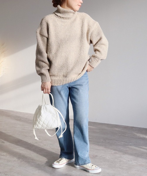 reca(レカ)の「キルティング巾着バッグ(ショルダーバッグ・レディース・ブラック/オフホワイト・ONESIZE)」の8枚目の写真