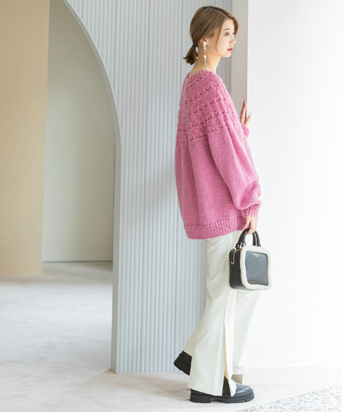 U by SPICK&SPAN SELECT（ユーバイスピックアンドスパンセレクト）の「【NEPAL HAND KNIT/ネパールハンドニット】別注FLOWERアミ プルオーバー（ニット/セーター・レディース・チャコールグレー/ピンク・FREE）」の14枚目の写真