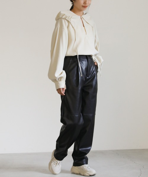 select MOCA（セレクトモカ）の「切り替えデザインフェイクレザー