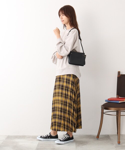 SHOO・LA・RUE（シューラルー）の「◆3層ポケットミニショルダーバッグ（ショルダーバッグ・レディース・ブラック/ベージュ/グリーン・00）」の9枚目の写真