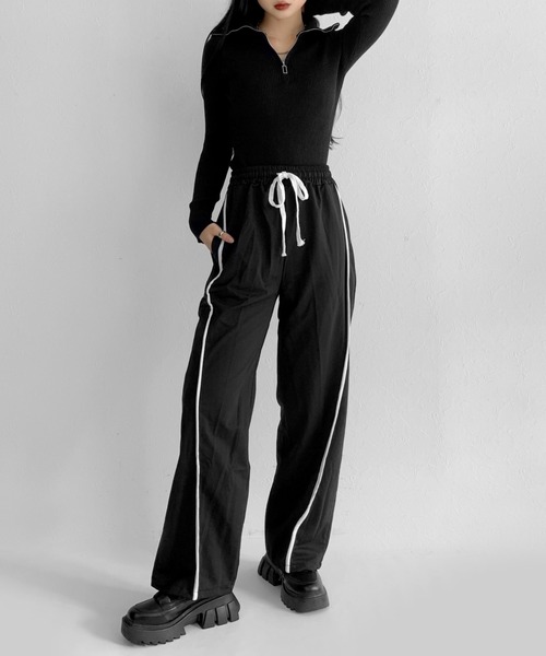 LVEU.（ラブユ.）の「【ZOZOTOWN限定】Side line pants / サイドラインパンツ（その他パンツ・レディース・ブラック・FREE）」の2枚目の写真