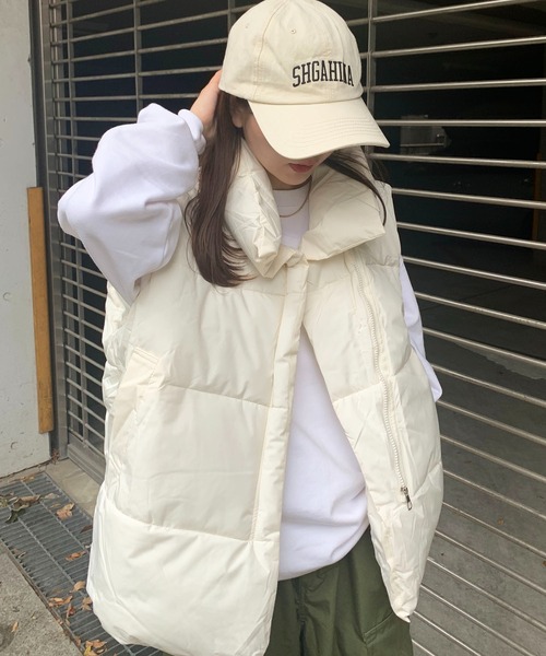 EPICKS(エピックス)の「中綿ベスト(ダウンベスト・レディース・ベージュ/ホワイト/ブラック・L/XX-LARGE/M/XL)」の2枚目の写真