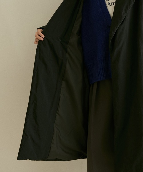SALON adam et rope'(サロン アダム エ ロペ)の「【撥水加工・軽量】中綿チェスターコート(チェスターコート・レディース・ブラック/オフホワイト・FREE)」の19枚目の写真