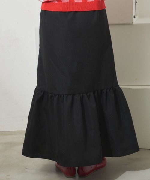 MERLOT（メルロー）の「ラウンドヘムティアード切り替えスカート（スカート・レディース・ブラック/グレイッシュベージュ/グリーン・FREE）」の18枚目の写真
