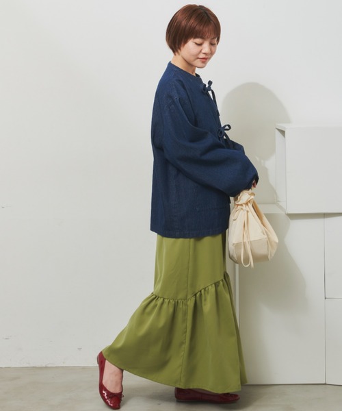 MERLOT（メルロー）の「ラウンドヘムティアード切り替えスカート（スカート・レディース・ブラック/グレイッシュベージュ/グリーン・FREE）」の13枚目の写真