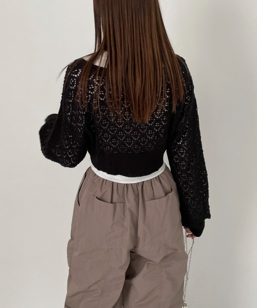 EPIMI E'PIMMY（エピミエピミー）の「透かし編みショートボレロカーディガン（カーディガン/ボレロ・レディース・ベージュ/ブラック/オリーブ/オフホワイト・MEDIUM）」の11枚目の写真