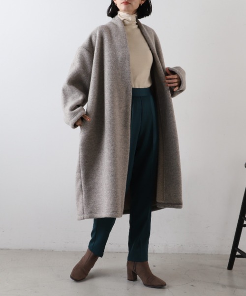 WEGO（ウィゴー）の「MUMU&GO/フェイクウールガウンコート（ノーカラーコート・レディース・ベージュ/ブラック/ライトブラウン/マスタード・FREE）」の3枚目の写真