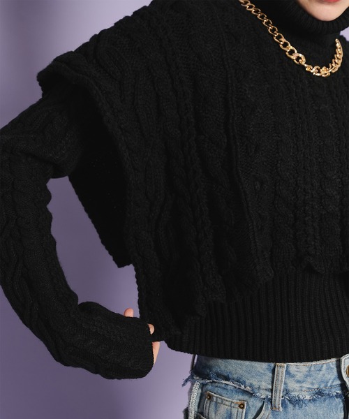 casane（カサネ）の「ケーブルレイヤードニット（ニット/セーター・レディース・ダークグリーン/ブラック・FREE）」の2枚目の写真