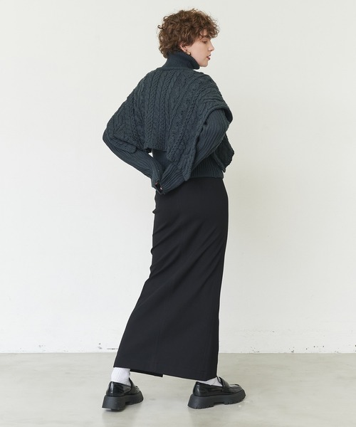 casane（カサネ）の「ケーブルレイヤードニット（ニット/セーター・レディース・ダークグリーン/ブラック・FREE）」の17枚目の写真