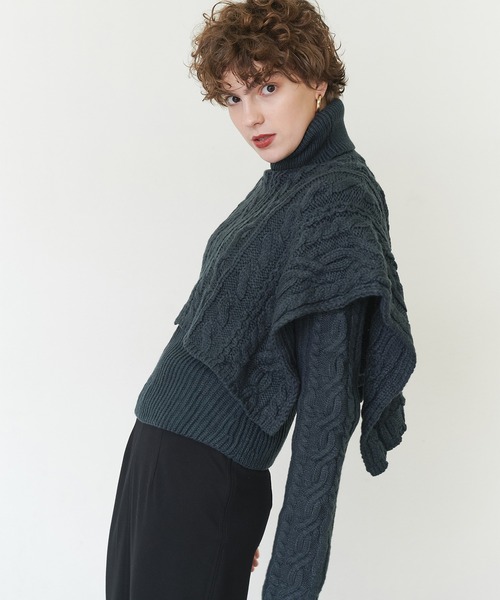casane（カサネ）の「ケーブルレイヤードニット（ニット/セーター・レディース・ダークグリーン/ブラック・FREE）」の21枚目の写真