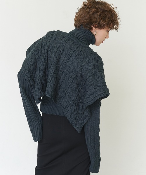 casane（カサネ）の「ケーブルレイヤードニット（ニット/セーター・レディース・ダークグリーン/ブラック・FREE）」の22枚目の写真