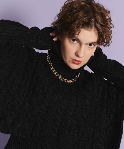 casane（カサネ）の「ケーブルレイヤードニット（ニット/セーター・レディース・ダークグリーン/ブラック・FREE）」の7枚目の写真