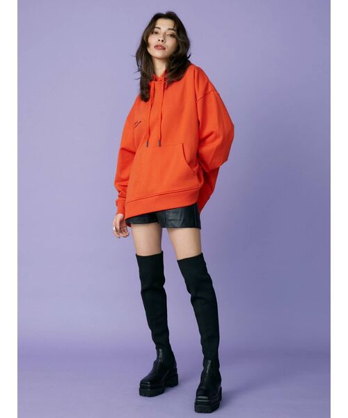 EVRIS（エヴリス）の「フェイクレザーショートパンツ（その他パンツ・レディース・ブラック/アイボリー・MEDIUM/SMALL）」の15枚目の写真