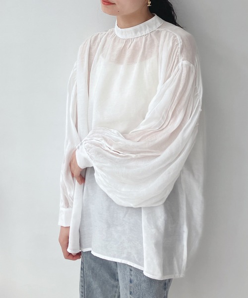 AS KNOW AS plus(アズノゥアズプラス)の「○シアーボリューム ギャザーチュニック(チュニック・レディース・アッシュブラウン/オフホワイト/ライトイエロー/ライトブルー・FREE)」の1枚目の写真