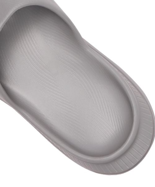 HOKA（ホカ）の「ORA RECOVERY SLIDE 3　1135061-GYGY（サンダル・メンズ・グレー・26.0cm/27.0cm/28.0cm/30.0cm/29.0cm/23.0cm/25.0cm/24.0cm）」の4枚目の写真