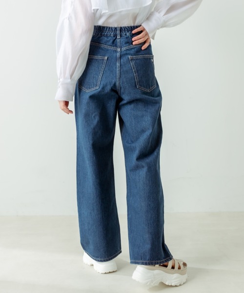 OLIVE des OLIVE(オリーブデオリーブ)の「脚長ワイドデニムパンツ(デニムパンツ・レディース・ブルー/サックスブルー・FREE)」の15枚目の写真