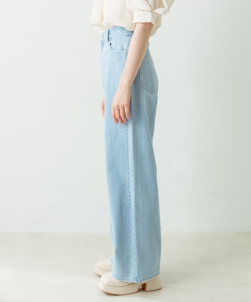 OLIVE des OLIVE(オリーブデオリーブ)の「脚長ワイドデニムパンツ(デニムパンツ・レディース・ブルー/サックスブルー・FREE)」の17枚目の写真