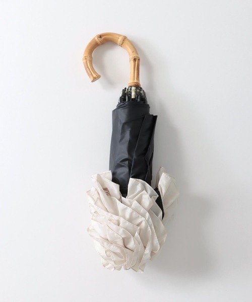 Cepica（セピカ）の「【pink trick / ピンクトリック】フリル完全遮光2段折傘(晴雨兼用)（折りたたみ傘・レディース・ライトパープル/ブラック/オフホワイト/グレイッシュベージュ/ピンク・FREE）」の12枚目の写真