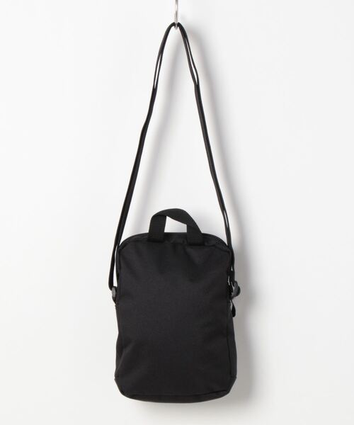 PUMA（プーマ）の「《PUMA》プーマ バズ ポータブル（ショルダーバッグ・メンズ・グレー/ブラック/ベージュ/ローズ/オリーブ/コバルトブルー・フリー）」の8枚目の写真