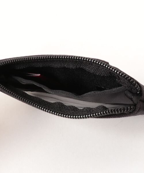 Manhattan Portage(マンハッタンポーテージ)の「Vessel ID Case(クラッチバッグ・メンズ・ブラック・FREE)」の8枚目の写真