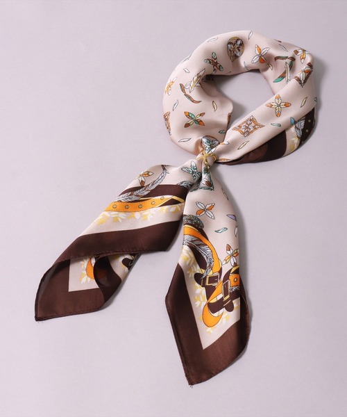 BAYBLO（ベイブロ）の「(BL)【ユニセックス】【リング付き】アソート柄 プリント スカーフ（バンダナ/スカーフ・メンズ・グリーン系その他2/グリーン系その他/ブルー系その他/ホワイト系その他/ブラウン系その他/オレンジ系その他/ベージュ系その他/グリーン系1/ブラック系1/ネイビー系1/イエロー系1・ONE SIZE）」の12枚目の写真